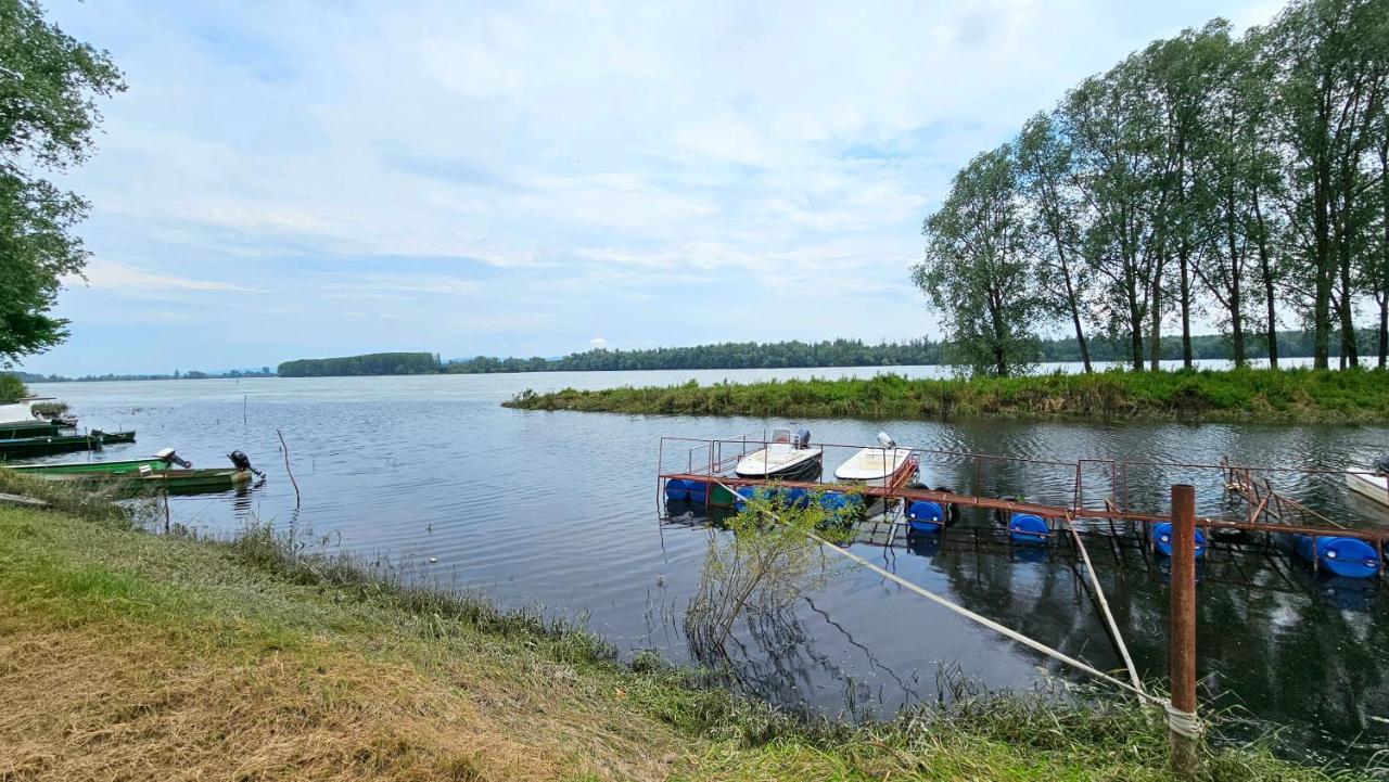 River View - Danube Celarevo Экстерьер фото
